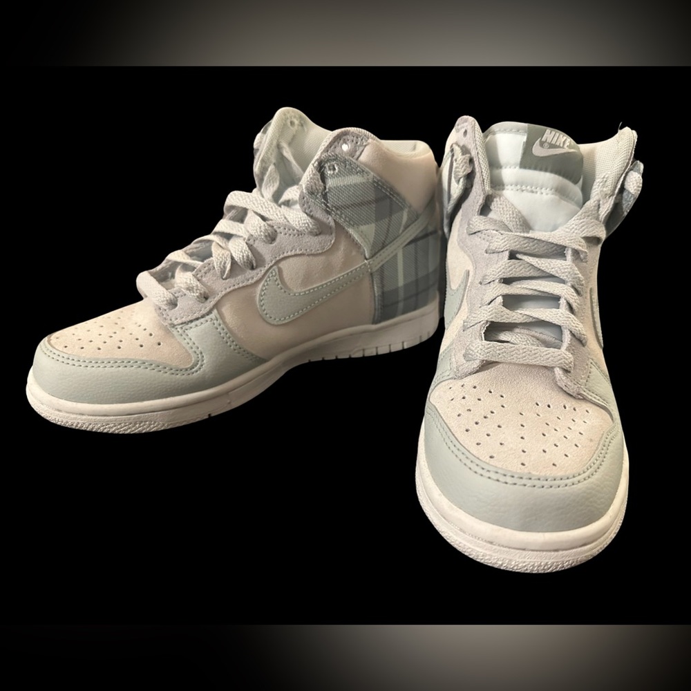 Nike Dunk High SE Mint Tartan Plaid - 5 Youth / Women’s 6.5 - Worn Once